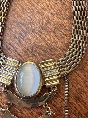 Vintage Mexican  Gold-Tone White Cat's Eye Statement Necklace - 12-18”